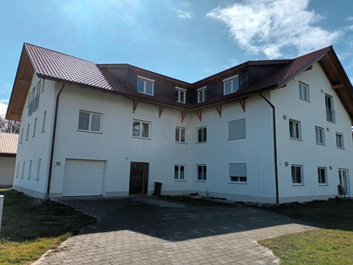Ferienwohnungen Weishaupt Pfingstweider Strasse 30 Meckenbeuren Exterior foto